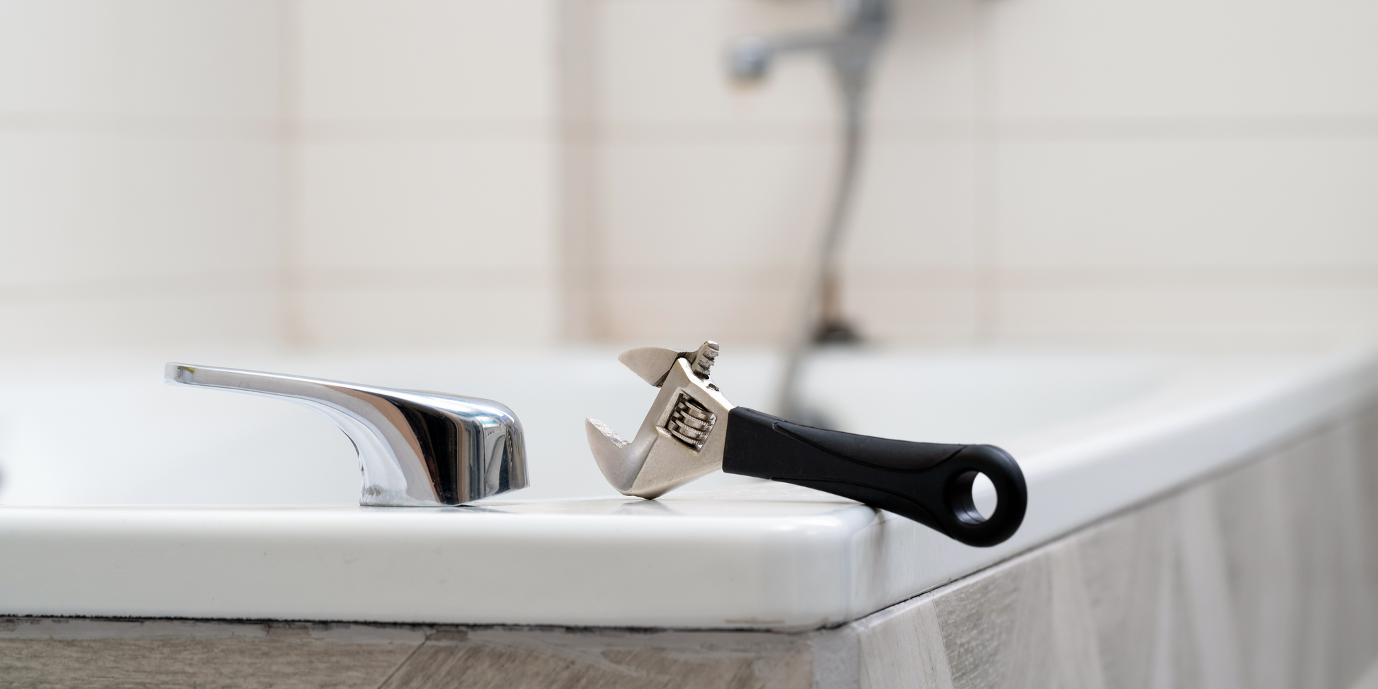Bathtub Faucet Handle Stripping Trouble? Try These Productivity Tools and Tricks!