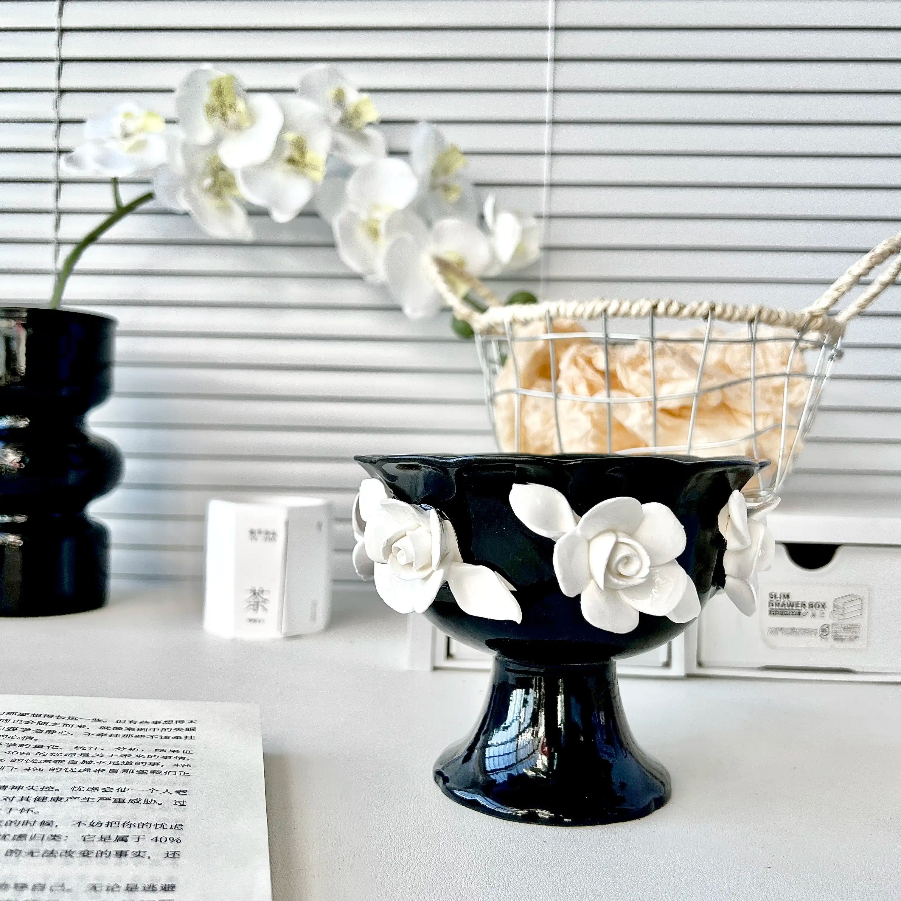 Lumière Ceramic 3D Rose Jewelry & Decor Bowl