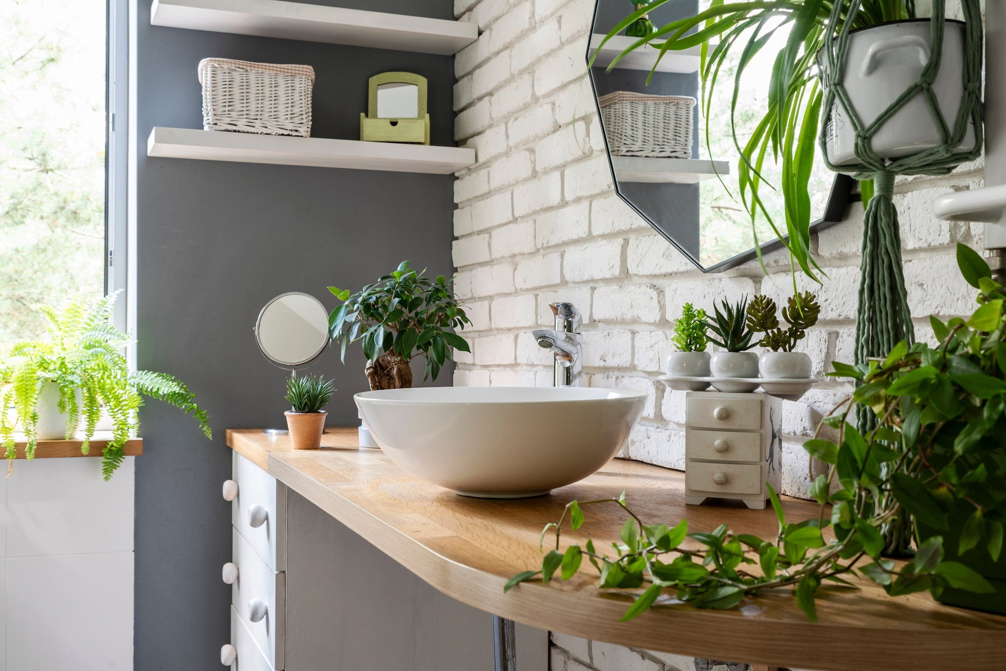 A modern bathroom with a wooden countertop | ACE DECOR