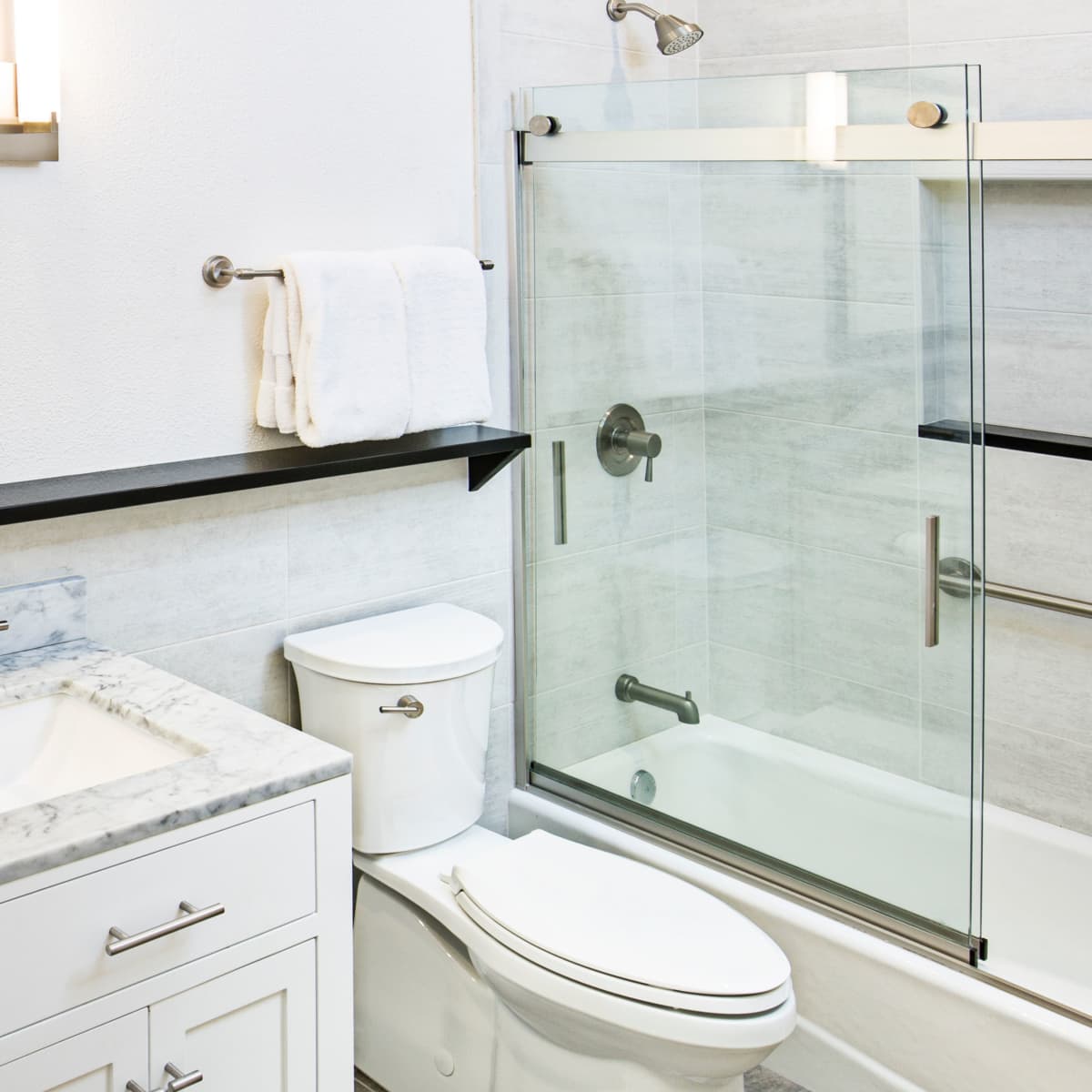 The Quick & Easy Guide How to Add Shower Doors to a Bathtub: A DIY Guide for Homeowners