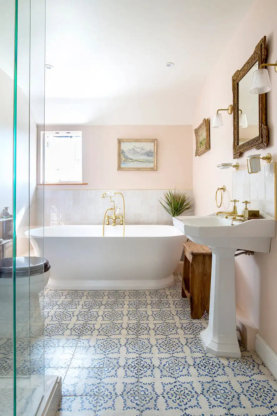 How to Create a Hotel Bathroom Feel at Home Without a Full Remodel