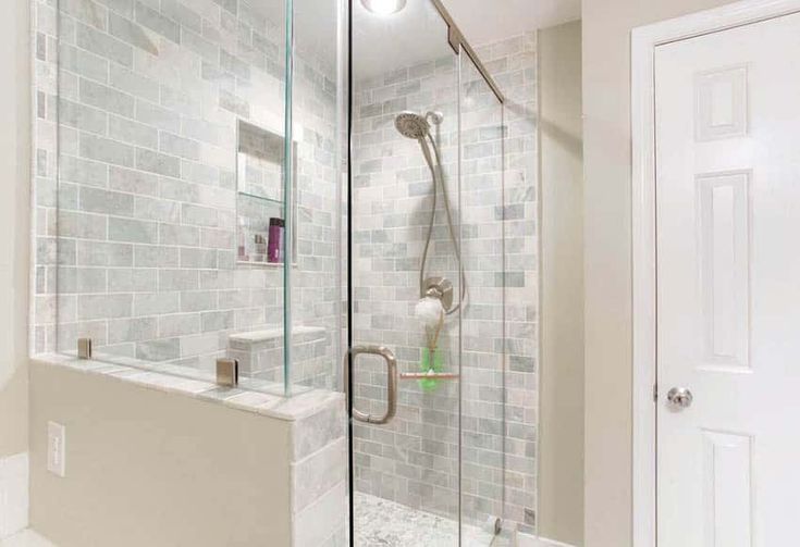 Pony Wall Half-Wall Shower Enclosure: How to Balance Privacy and Transparency?