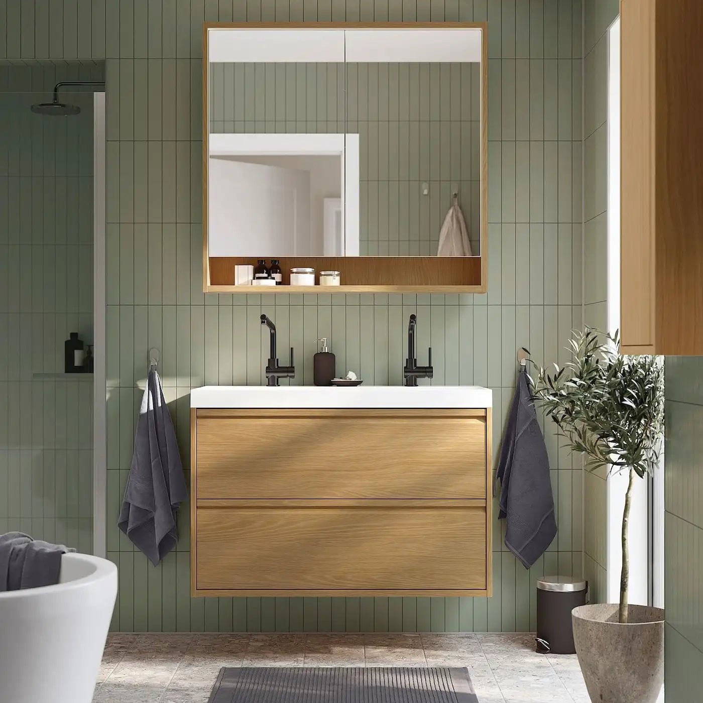 Where to Buy Vanities for Bathrooms: An Expert Guide to Transforming Your Space