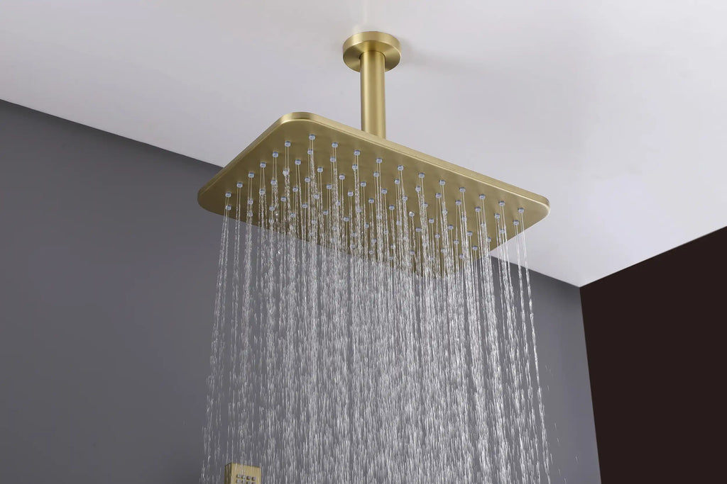Adjustable brass body jets delivering multiple horizontal water sprays in a shower system