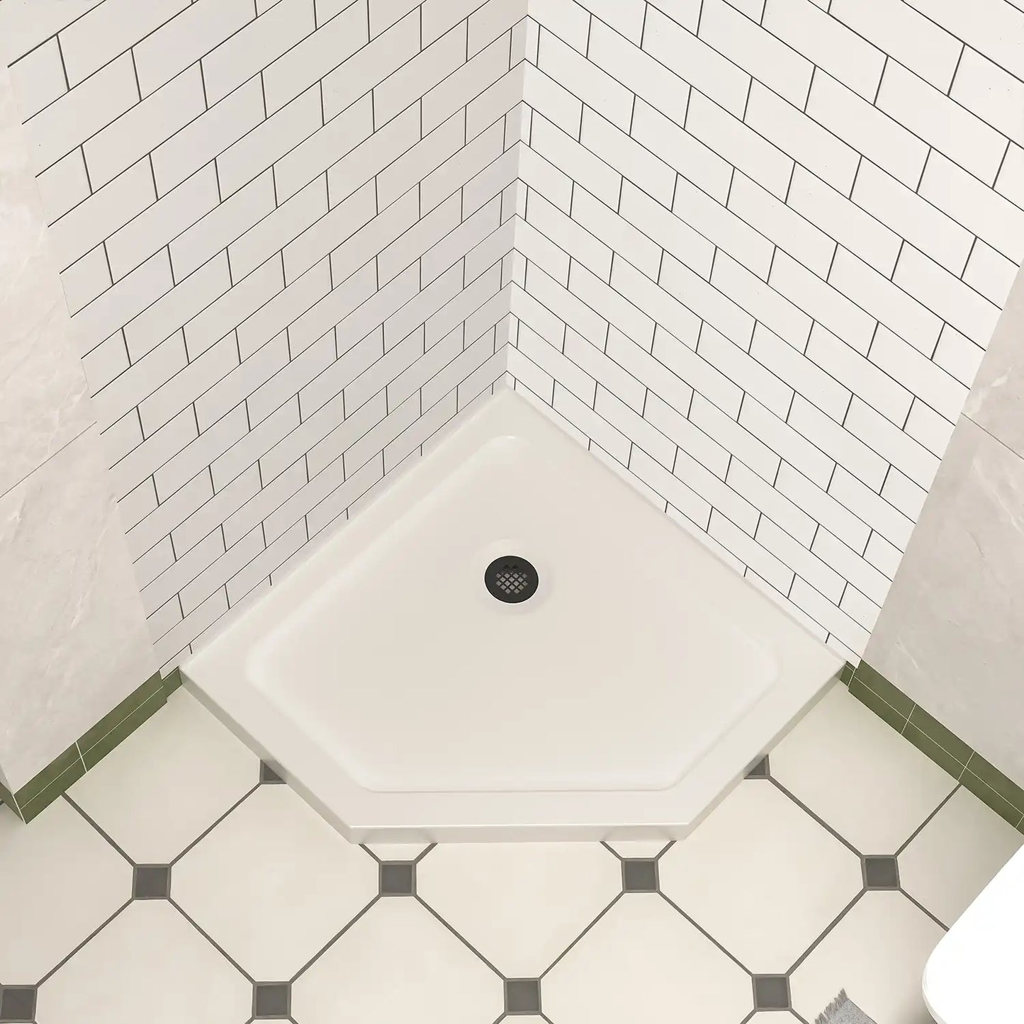 Corner Drain Neo-Angle Shower Base for Tile color:White